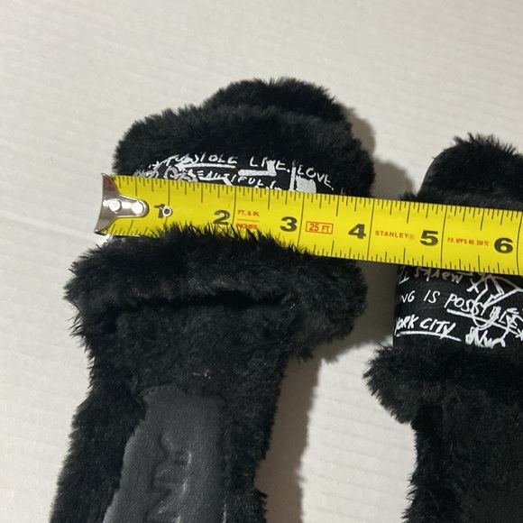 DKNY Fur Slides with Graffiti Graphics - Picture 8 of 8